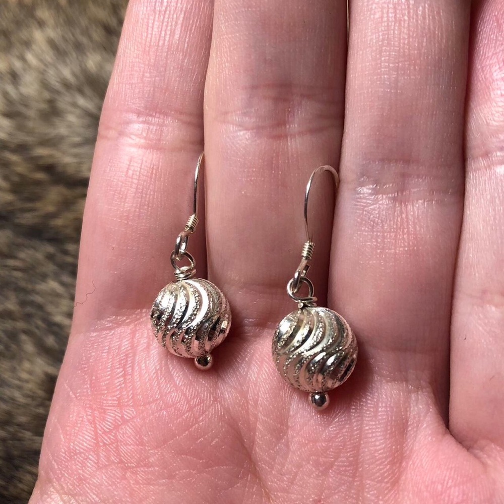 Sterling silver twisty orb drop earrings